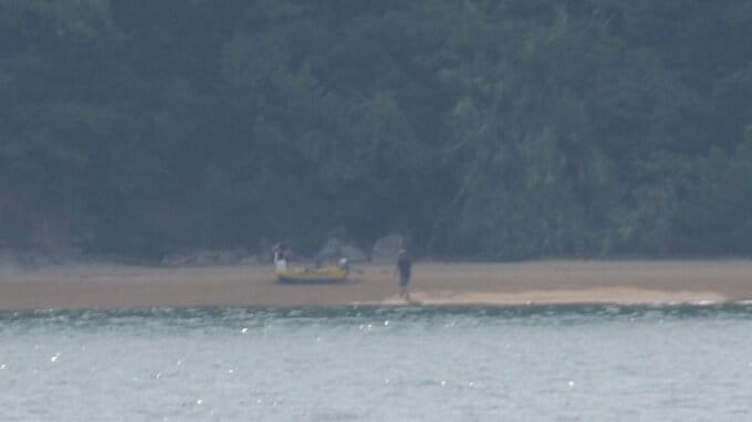 ミニボートが転覆し親子2人が漂着　釣り糸が絡まり慌てて立ち上がりバランス崩す　2人は救命胴衣を着用せず　海保が救助・指導（岡山・瀬戸内市牛窓町）|TBS NEWS DIG