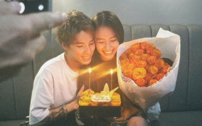 山本舞香さん　２７歳・誕生日　夫【マイファス】Hiroさんとの２ショット公開　「一生忘れないとっっっても幸せな1日でした」|TBS NEWS DIG