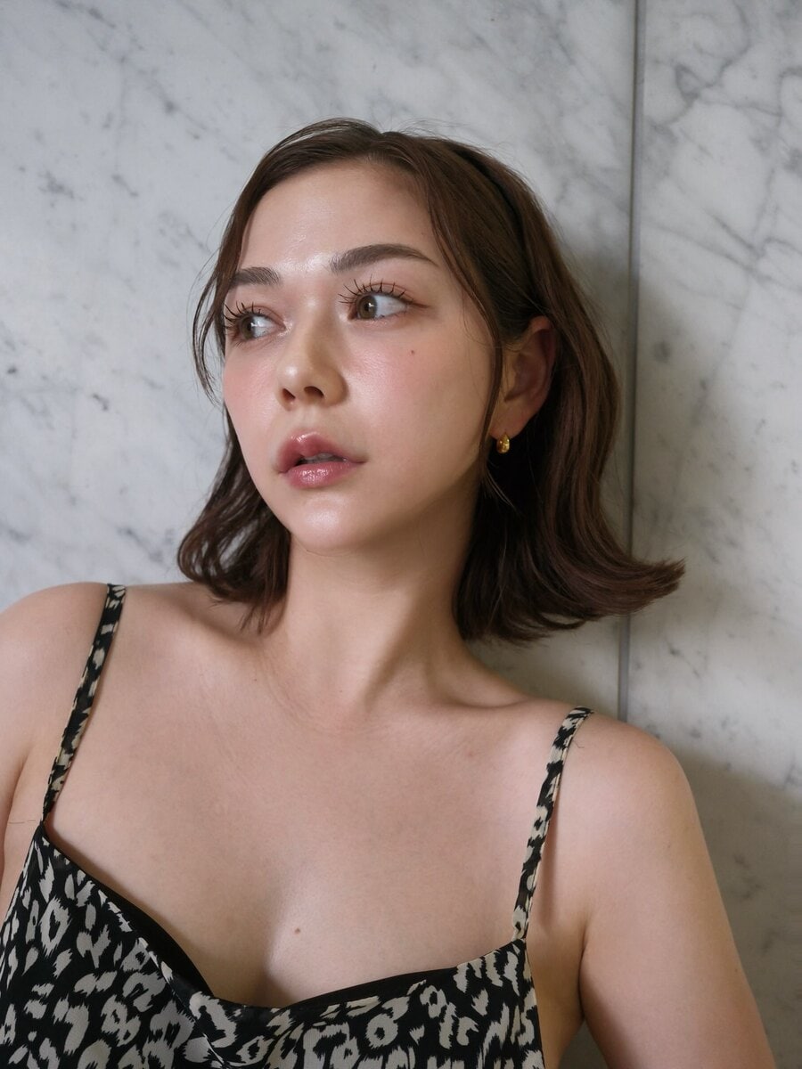 NMB48 村重杏奈 生写真 まとめ 村重杏奈】幼少期の写真を添えて28歳の誕生日を報告「28歳も！仕事