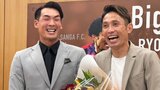お祭り男が “Jリーグ･タイトル男”元日本代表の森脇良太の引退会見にサプライズ登場　小学校時代からの戦友・槙野智章が会見ジャック |TBS NEWS DIG