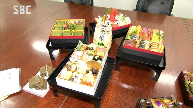 新米1キロプレゼントも…「おせち」「クリスマスケーキ」商戦がスタート 長野市の百貨店で内覧会 物価高の中…企業努力の苦労も|TBS NEWS DIG