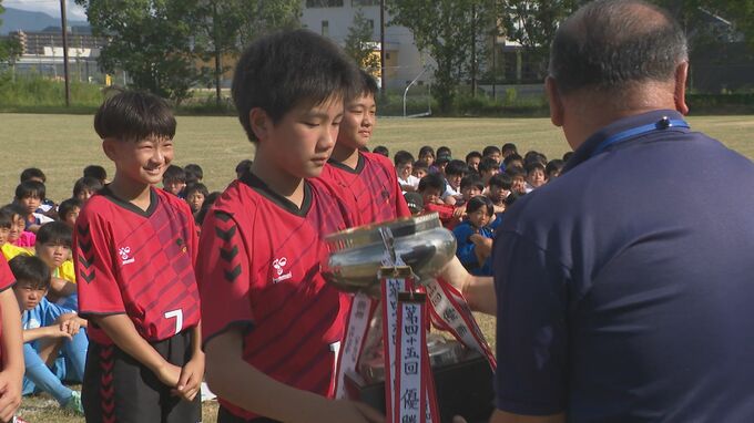 中部各県の少年サッカーチーム金沢に集結 計24チームが参加 優勝はツエーゲンＵ12|TBS NEWS DIG