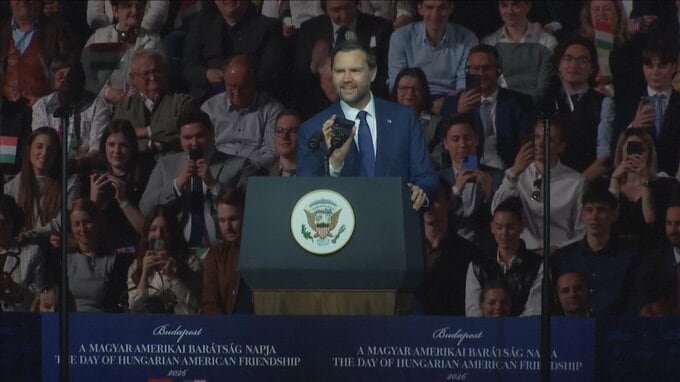 バンス副大統領が選挙集会でトランプ氏に電話「私たちは素晴らしい関係にある」選挙戦劣勢のオルバン氏を激励|TBS NEWS DIG