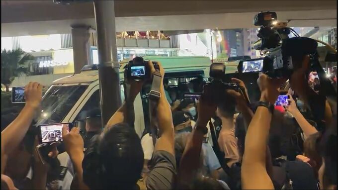 「天安門事件」から34年、香港で追悼の意示したとみられる市民1人逮捕 23人連行|TBS NEWS DIG