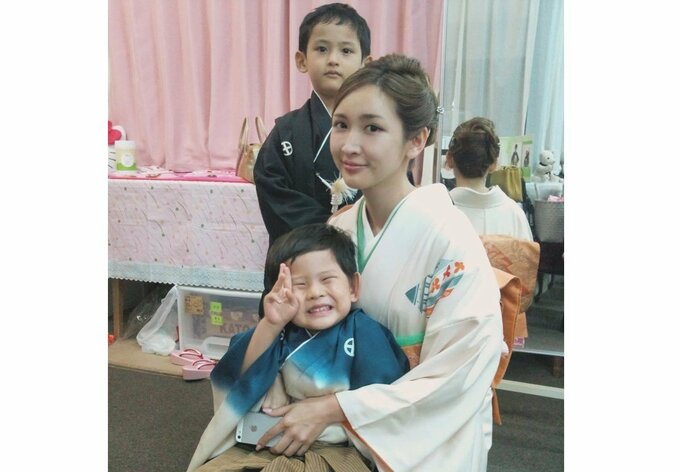 【 紗栄子 】　息子からの手紙に　「しばらく涙が止まりませんでした」　「どこかで自信が持てなかった『母親』という役割の『合格』を、息子からもらうことができたような気がします」|TBS NEWS DIG