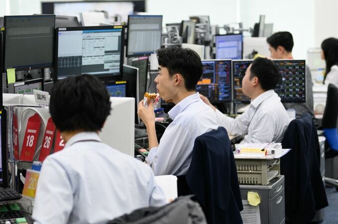 債券は下落へ、米長期金利上昇－経済対策規模17兆円台で国債増発懸念