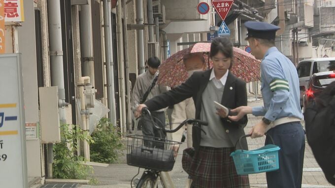 5月は「サイクルマナーアップ強化月間」金沢駅前で警察官らが自転車のルール周知|TBS NEWS DIG