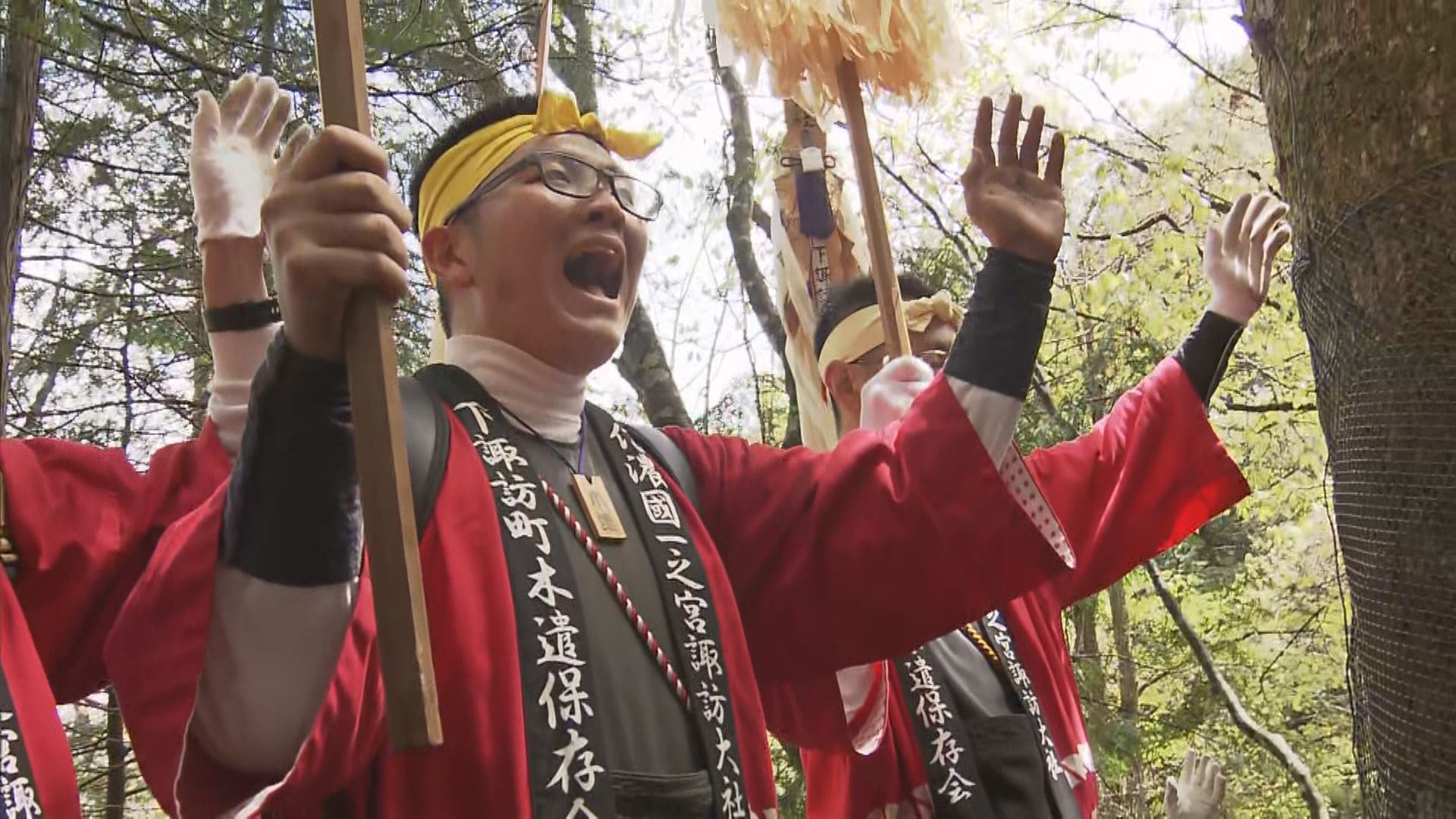 早くも熱気！3年後の諏訪大社御柱祭へ 下社境内に建てる御柱の候補を