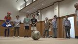 走らない・接触しない…!石川・能登町で“ウオーキングフットボール”開催 高齢者や大学生ボランティアの姿も|TBS NEWS DIG