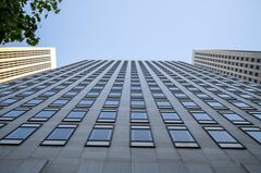 ＫＫＲ、商業用不動産向けプライベート融資に好機－見込み案件最高額| TBS CROSS DIG with Bloomberg