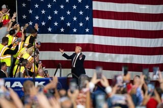 トランプ氏、不人気のイラン戦争で巻き返し狙う－世論は合意に懐疑的| TBS CROSS DIG with Bloomberg