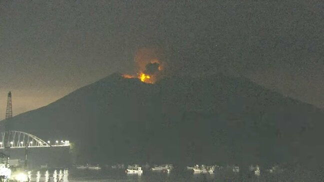 桜島で爆発的噴火　噴煙3000ｍ　噴石が9合目まで飛散【27日・28日の降灰予報】鹿児島・宮崎|TBS NEWS DIG