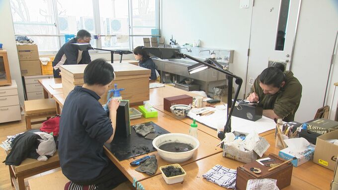 親の仕事を意識したときに『かっこいい仕事』 地震で休校中の輪島漆芸技術研修所 卒業生が卒業作品作りを再開|TBS NEWS DIG