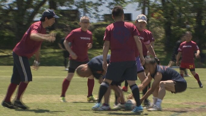 82歳のラガーマンも出場　世代を超えたプレーヤー達の交流　高校ラグビーOBがタッチラグビーで交流試合　|　山梨のニュース | ＵＴＹテレビ山梨