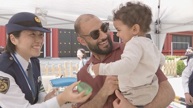 外国人観光客に交通ルール啓発　東京・浅草で警視庁がキャンペーン　車、公道カート、電動キックボード、自転車など注意点を説明|TBS NEWS DIG