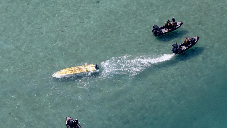 運航団体「旅客名簿は作っていない」　辺野古沖の船転覆事故から１か月