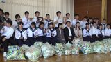 岩手・葛巻町の中学生が10万個のペットボトルキャップ集める 世界の子どもたちへワクチンを|TBS NEWS DIG