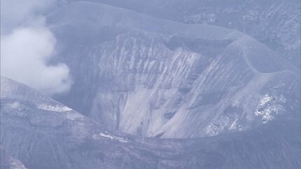 諏訪之瀬島で噴火 噴煙1500m 灰は北東の中之島方面へ | 鹿児島の