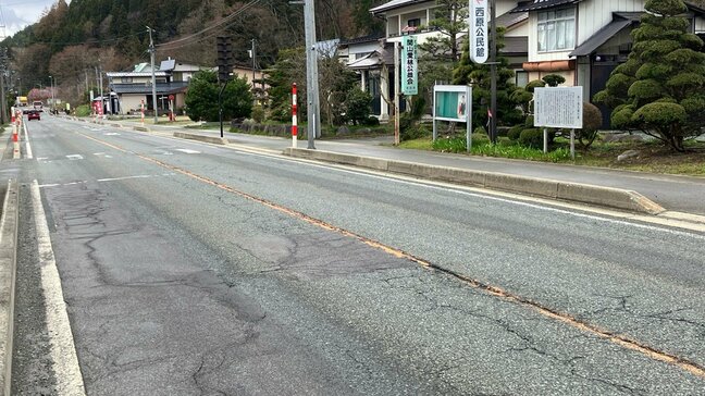 居眠り運転が原因か　関山峠で大型トレーラーと軽乗用車が正面衝突、横転する事故　4人がケガ（山形・東根市）|TBS NEWS DIG