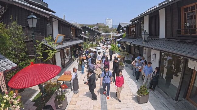 舞鶴城公園の南側に新たな観光スポットがオープン　「こうふ亀屋座」と「小江戸甲府花小路」|TBS NEWS DIG