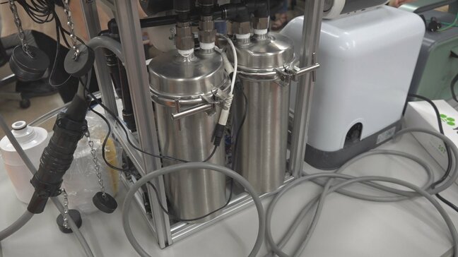 持ち運び可能な小型ろ過器を発売　用水路などの水を生活用水として安全なレベルまでろ過　山梨大発の団体|TBS NEWS DIG