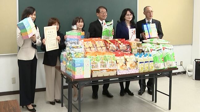 おかやまコープが食品などを「子ども食堂」支援に寄贈「クリスマス・お正月を笑顔で過ごせたら」|TBS NEWS DIG