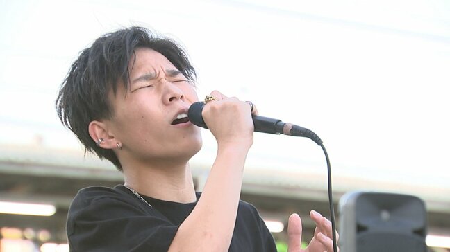 歌番組で活躍中の15歳少年も熱唱　楽曲共同制作中のミュージシャンが小淵沢駅前でライブ　山梨|TBS NEWS DIG