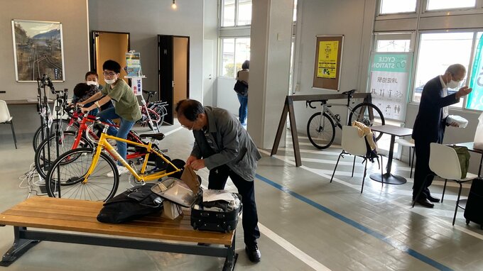 駅の待合室がシャワー付きのサイクルステーションに 大分|TBS NEWS DIG