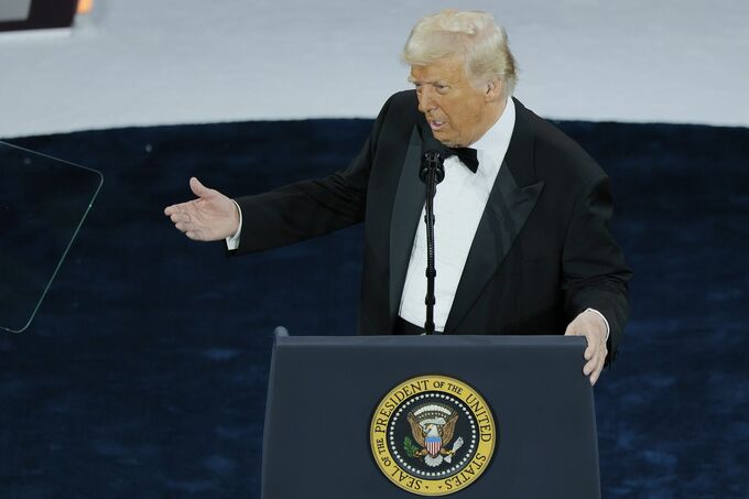 トランプ大統領、関税は政治的勝利－撤回求める上院決議案提出