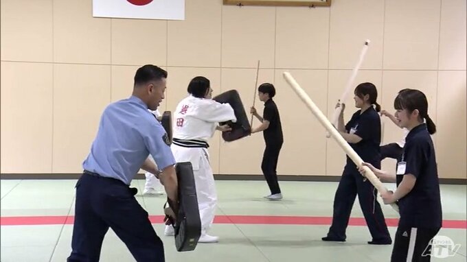 志願者数が減少傾向にある警察官　人材確保へ青森県警察本部が実施する「5日間の体験型インターンシップ」　参加者は「警察官になりたいという思いが強くなった」　学生の警察官へのイメージにも変化が？|TBS NEWS DIG