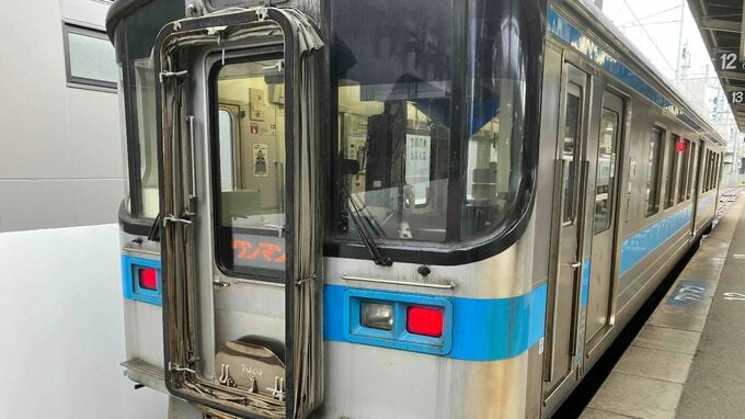 【運転再開】JR予讃線の観音寺市豊浜町の踏切で車が脱輪　観音寺駅～新居浜駅館で運転見合わせ→午後4時14分運転再開【香川】|TBS NEWS DIG
