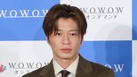 【 田中圭 】　週刊誌報道後・初の公の場　撮影で「汗が止まらなかった」　三谷幸喜も驚き「人間ってあんなに水分が出るんだ」|TBS NEWS DIG