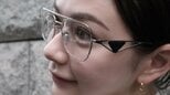 【 村重杏奈 】眼鏡にネイビートップスで知的シック「言葉遣い品質向上委員会」フォロワー称賛「スタイル最高級品」|TBS NEWS DIG