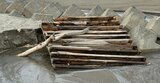 海岸に木造船の一部と思われる漂着物(山形・酒田市) | 山形のニュース│TUYテレビユー山形