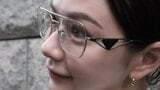 【 村重杏奈 】眼鏡にネイビートップスで知的シック「言葉遣い品質向上委員会」フォロワー称賛「スタイル最高級品」|TBS NEWS DIG