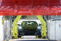 ポルシェ、「911」重視が奏功－中国低迷でも攻めの戦略で業績好調| TBS CROSS DIG with Bloomberg