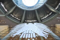 ドイツ２年債高騰、2022年以来の利回り水準に－米国資産から逃避進む| TBS CROSS DIG with Bloomberg