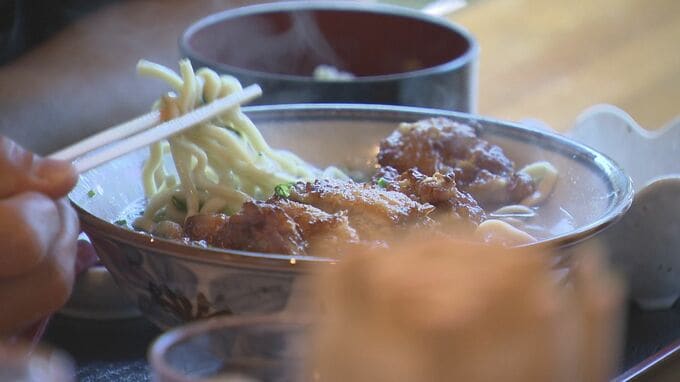 「変わらない味」再び… 10月17日は沖縄そばの日　名店「那覇そば」が復活！|TBS NEWS DIG