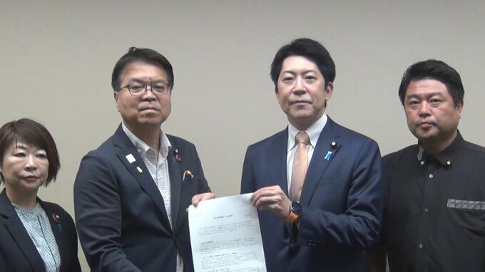 佐藤官房副長官「四重苦となる被災地に一丸となって取り組む」国民民主党から熊本地震の要望受け取り協力呼びかけ|TBS NEWS DIG