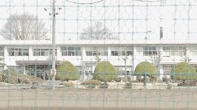 栃木県の県立高校の教室で生徒45人の現金計36万9000円を盗んだ疑い　卒業式典中に複数の教室に侵入か　仙台市の68歳の無職男逮捕　栃木県警|TBS NEWS DIG