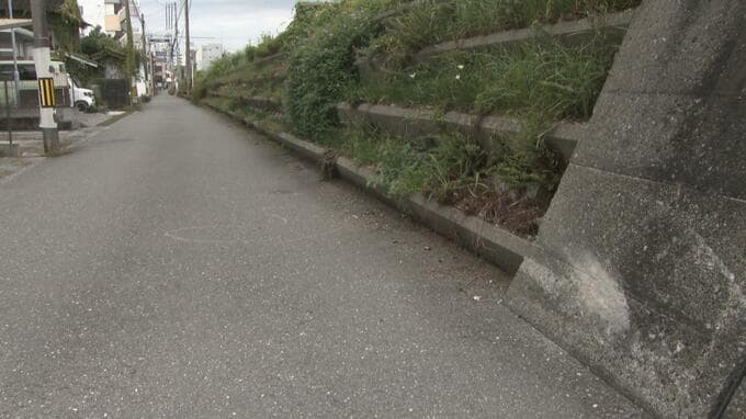パトカーから逃走→事故起こし車を乗り捨て⋯運転の「若い男」が逃走中　信号無視・一方通行逆走を繰り返し「悪質運転」として捜査【高知】　|　高知のニュース・天気｜KUTV NEWS | KUTVテレビ高知