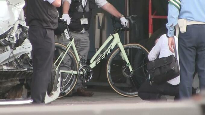 大学生の選手の死亡確認、自転車レース中に乗用車と衝突…追い抜きのため反対車線へ、乗用車は“通行規制前”にコースに進入か　|　北海道のニュース｜HBC北海道放送