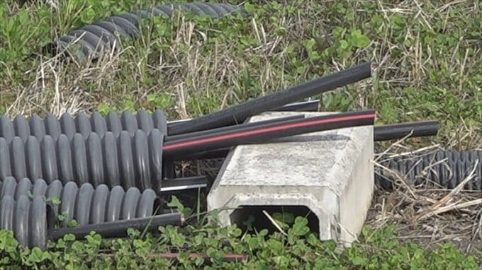 太陽光発電所から銅線778ｍ盗む　被告の男2人は起訴内容認める　別の事件でも追起訴へ　|　山梨のニュース | ＵＴＹテレビ山梨