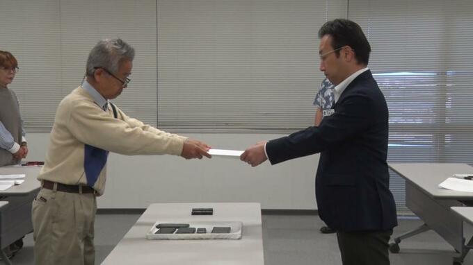 先島住民の避難計画と長射程ミサイルの配備に反対　市民団体が沖縄防衛局に抗議|TBS NEWS DIG