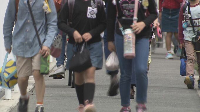 小学校で給食が始まらない！東大阪市側は「おかず」や「皿」の持参を呼びかけ...『全面再開は未定』で保護者ら憤懣|TBS NEWS DIG