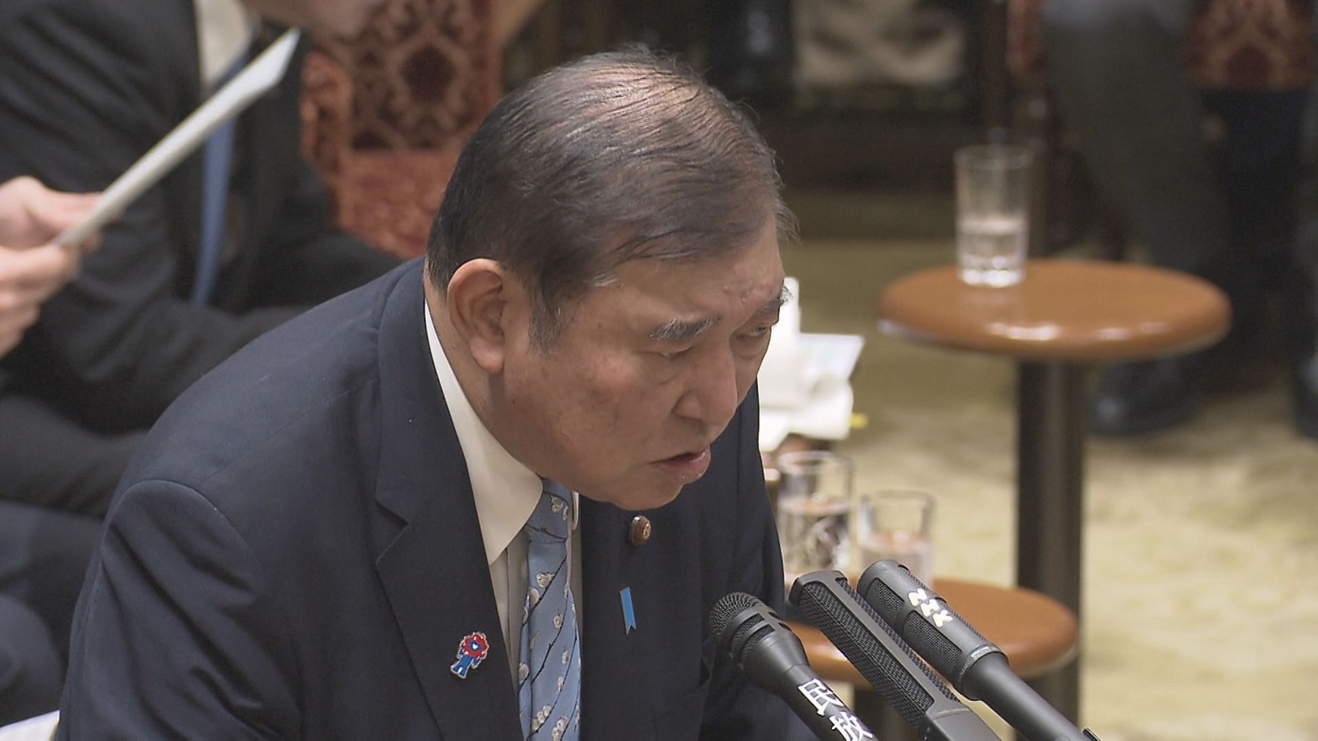 石破総理と赤沢大臣…野党から「鳥取兄弟みたいな感じ」との声 「地方創