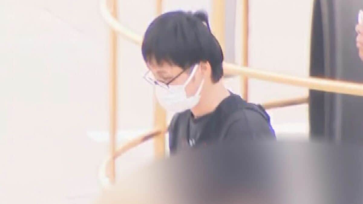 教員グループの“盗撮画像共有”事件 5人目の逮捕者は北海道の中学校教諭(41)「ネットで動画を見て、自分もしてみたいと…」
