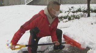 雪かきでの“ぎっくり腰”を防げ！腰を守る雪かきフォームは？「雪かきで筋肉モリモリに」雪かきエクササイズとは　|　石川県のニュース｜MRO北陸放送