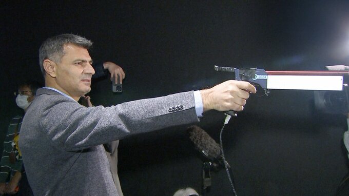 “無課金おじさん”パリ五輪・射撃メダリストが愛娘のために“課金”購入した人気キャラクターのお土産|TBS NEWS DIG