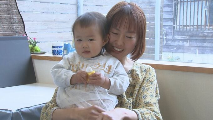 SNSで話題「おむつなし育児」で議論　0歳からおまるで排泄「トイトレ進むの早い」「親の労力が…」　8児の父・小児科医の見解は？|TBS NEWS DIG